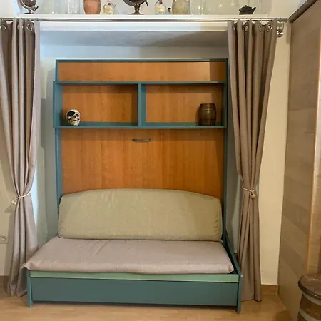 La Tana Dei Pirati 2 * Napoli